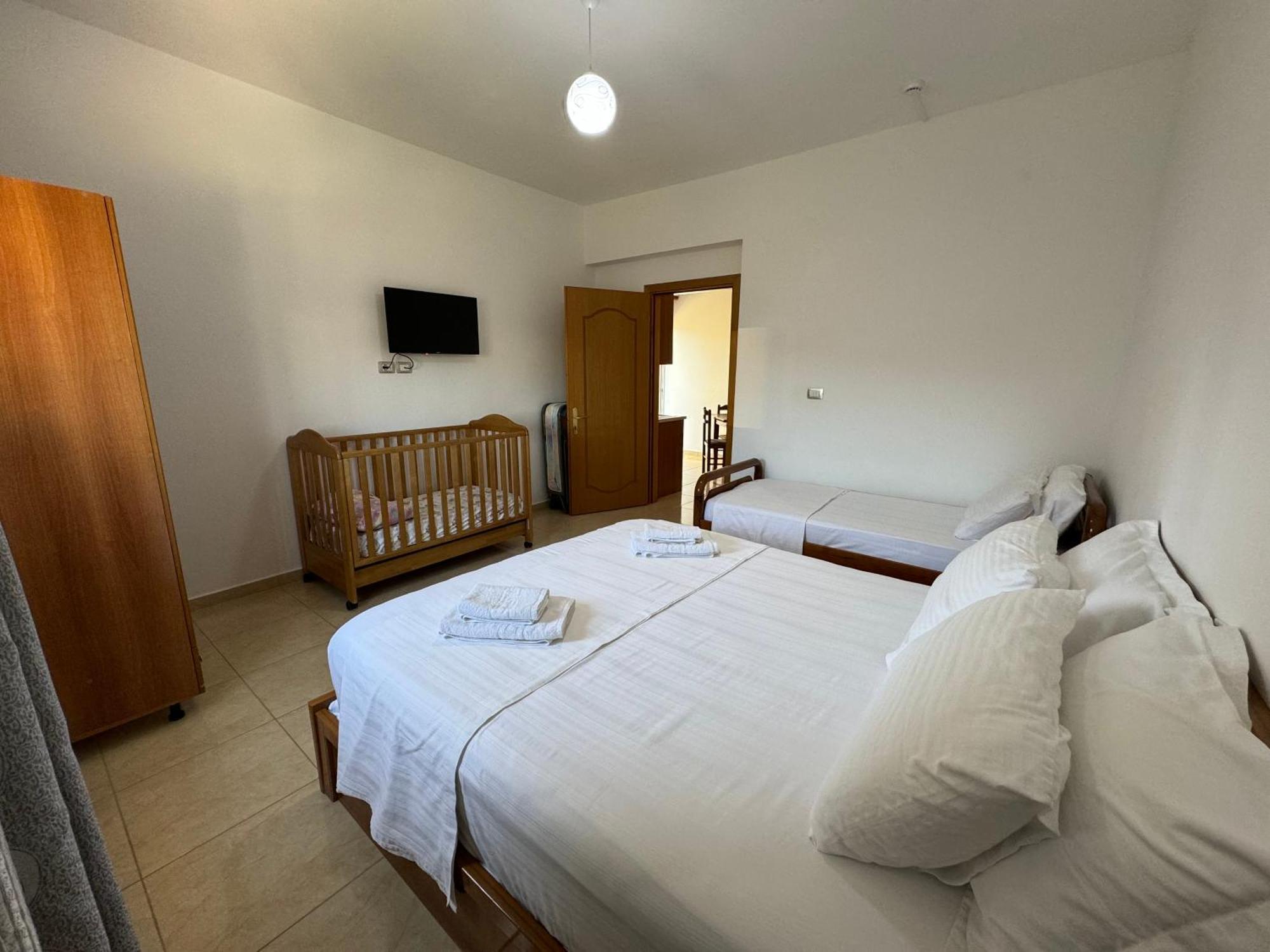 Aleksander Aparthotel Ksamil Exterior photo