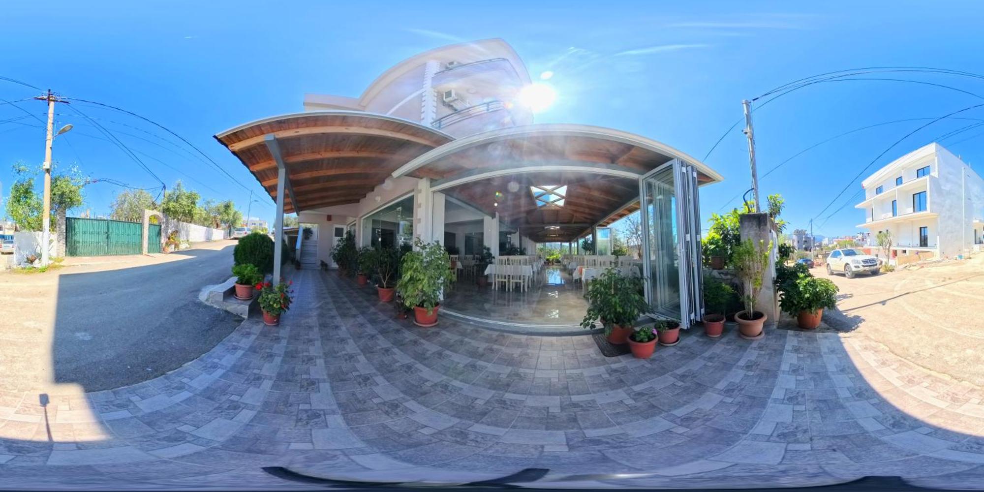Aleksander Aparthotel Ksamil Exterior photo