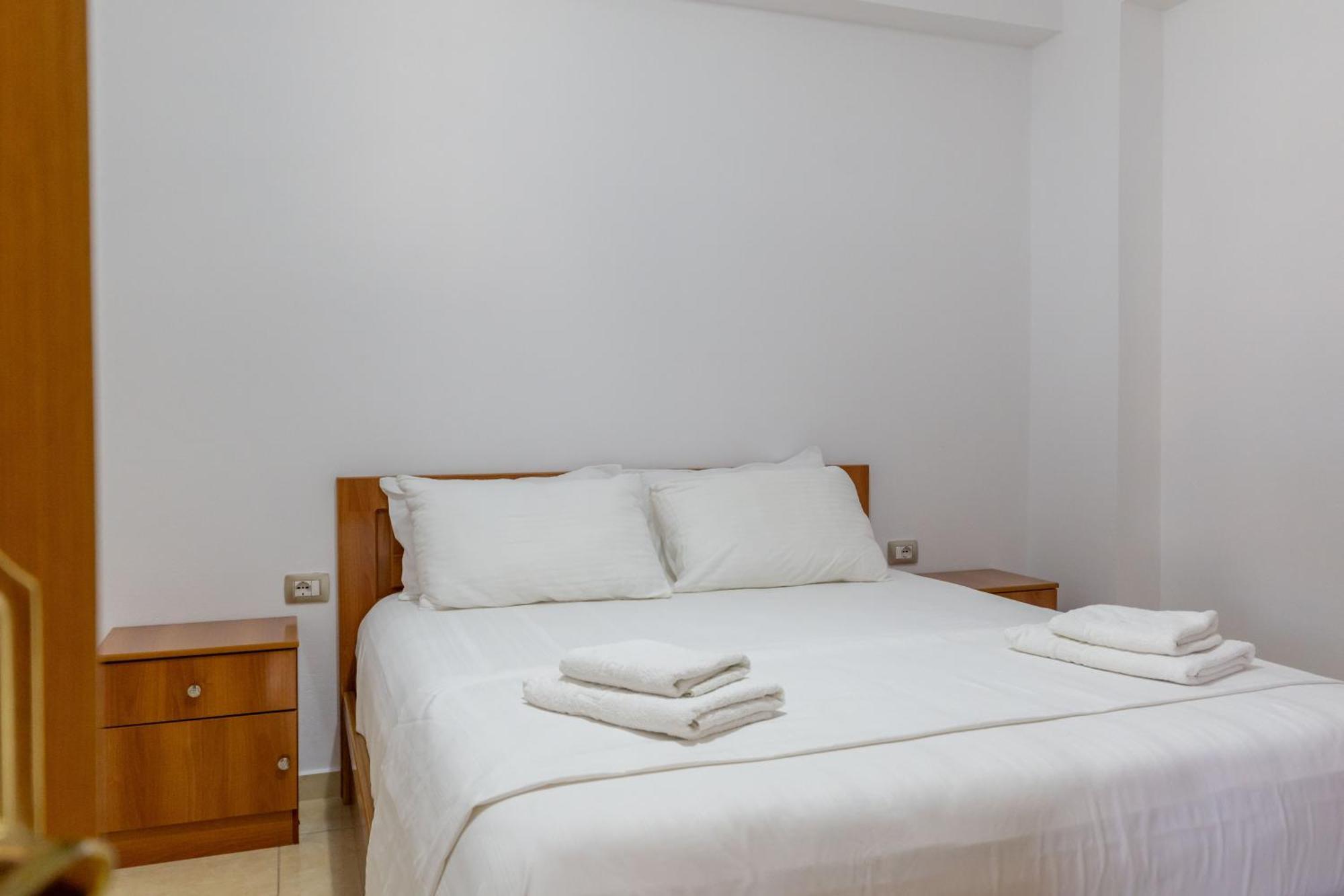 Aleksander Aparthotel Ksamil Exterior photo