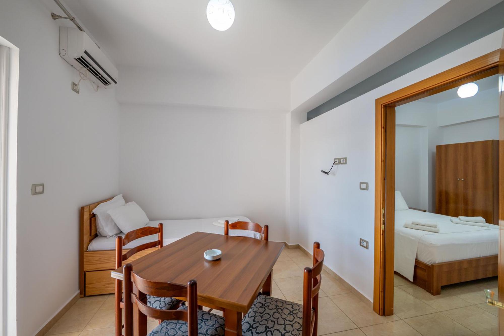 Aleksander Aparthotel Ksamil Exterior photo